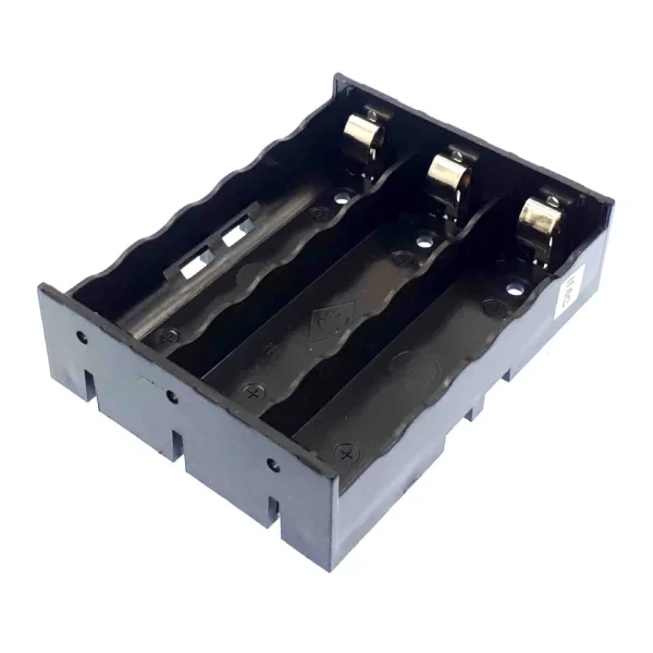 جاباتری 18650 سه تایی مدل رو بردی